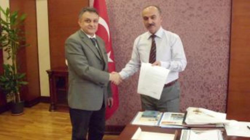 G&ouml;rele'de yaptırılan bina Giresun &Uuml;niversitesi'ne devredildi