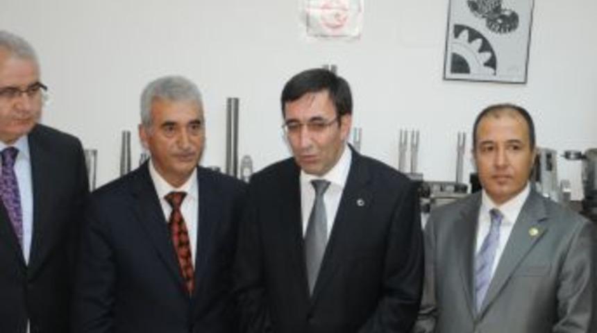 Bakan Yılmaz:Y&uuml;ksek &ouml;ğretim sistemi tepeden tırnağa reforme edilmeli