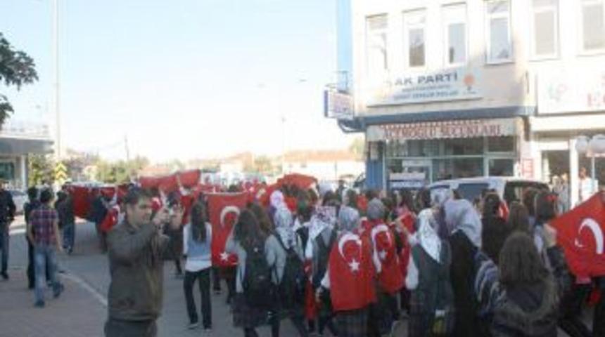 Şuhut&rsquo;ta ter&ouml;re lanet y&uuml;r&uuml;y&uuml;ş&uuml;