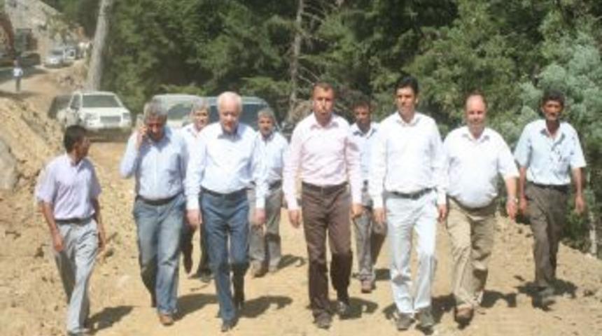 Yapımı yılan hikayesine d&ouml;nen k&ouml;y yolu, 21 yıl sonra tamamlanıyor