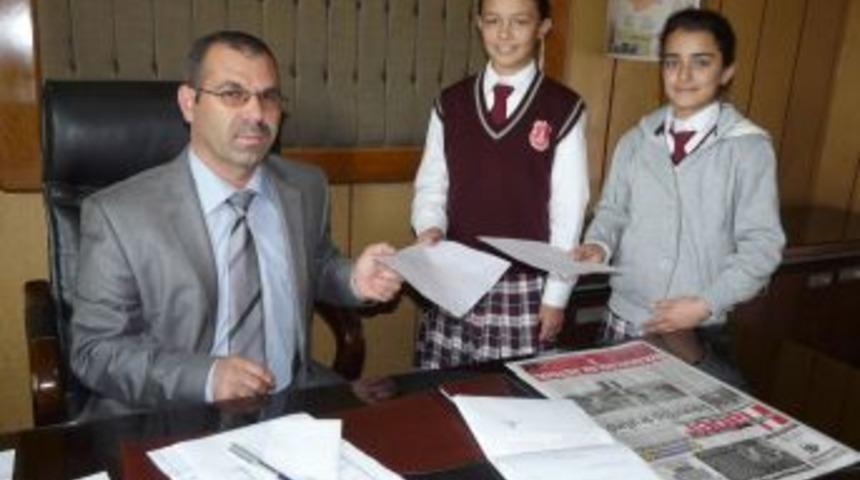 İlk&ouml;ğretim &ouml;ğrencileri sınıfları i&ccedil;in kitap talebinde bulundu