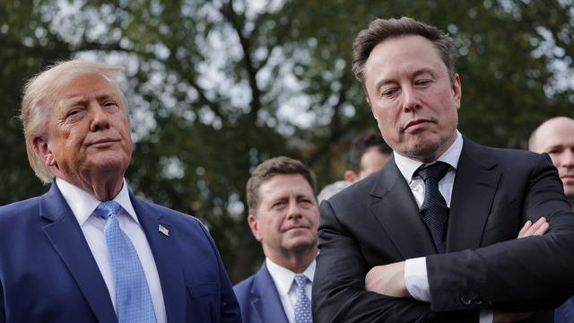 Trump dev şirketlerin yöneticileriyle 'yapay zeka' belgesini imzaladı: Ahlaki açıdan bağlayıcı