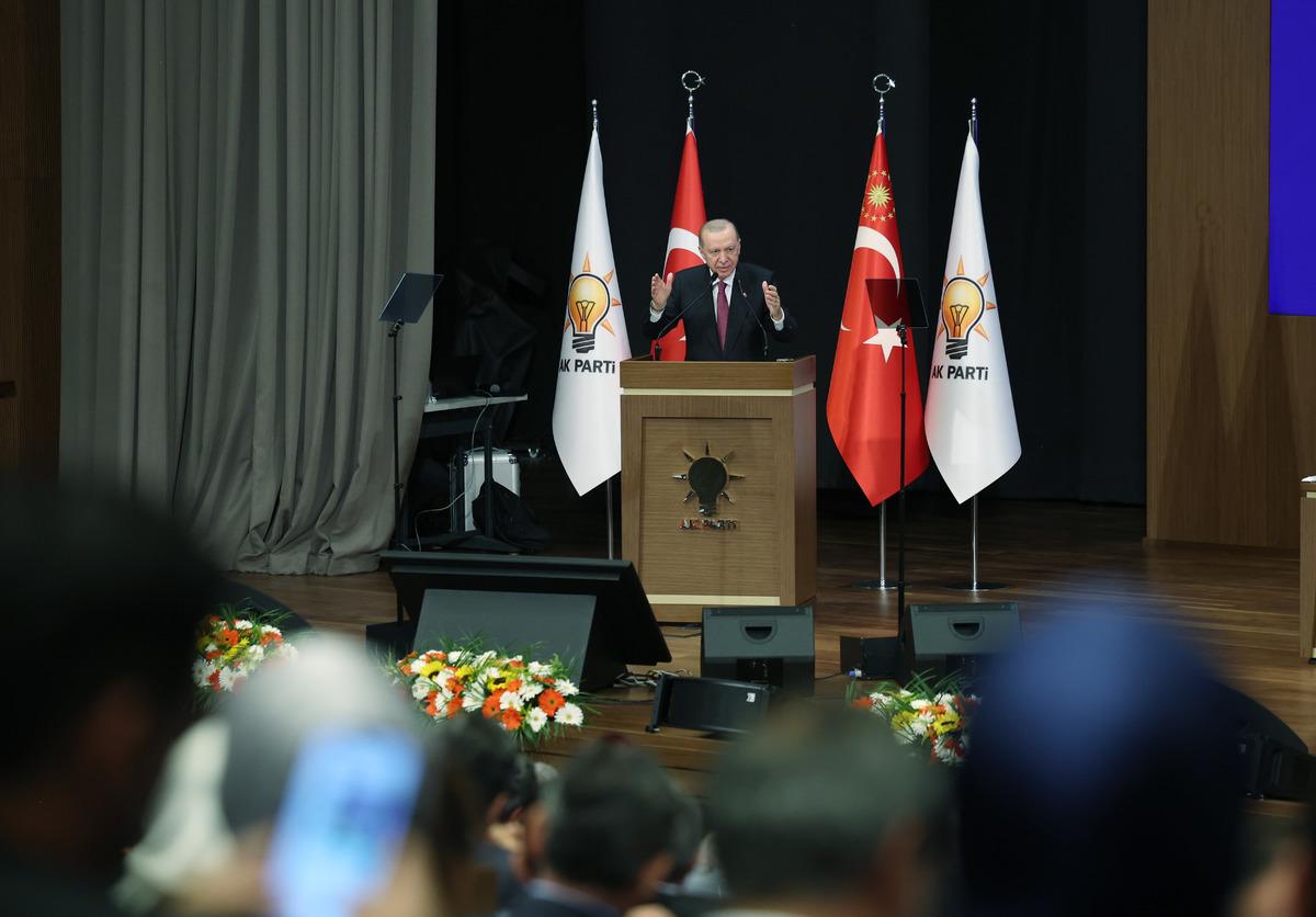 Cumhurbaşkanı Erdoğan dan fon soruşturması a&ccedil;ıklaması: "B&uuml;t&uuml;n kurumlarımızla, kurullarımızla gerekeni yapıyoruz" 2