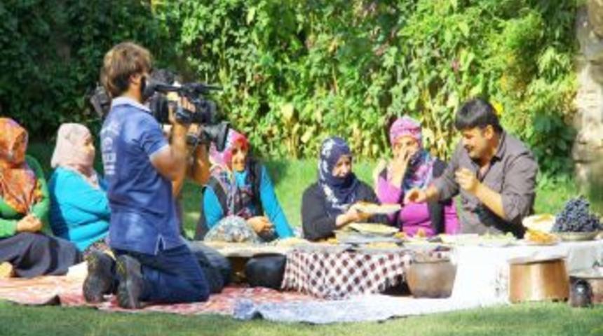 STV'nin Maceracı ekibi Erciş'i ekranlara taşıyacak