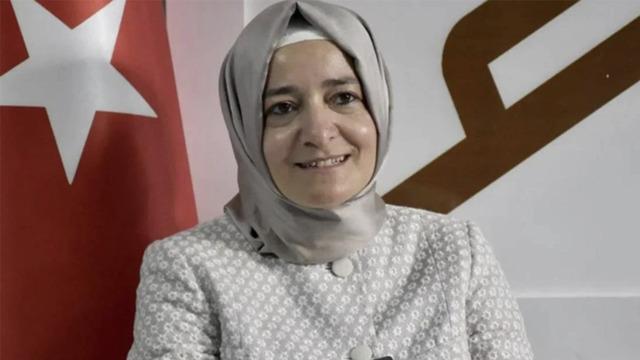 Fatma Betül Sayan Kaya'dan 2,2 milyar TL hamlesi! Devlete verdi