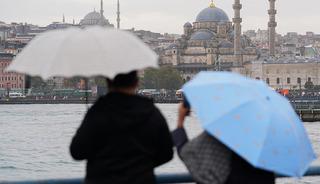 Meteoroloji haritası sarıya boyandı! İstanbul dahil 20 il i&ccedil;in sağanak ve fırtına uyarısı