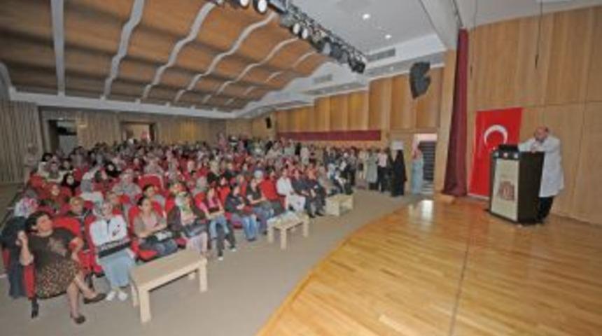 Sigara ve stres bel fıtığına sebep oluyor