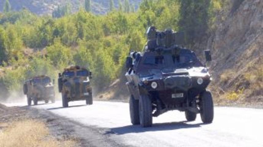 Askerler, Belat Vadisi'ni didik didik arıyor