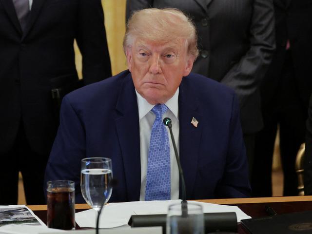 Trump imzaladı! "S&uuml;per zek&acirc;" d&ouml;nemi resmen başladı