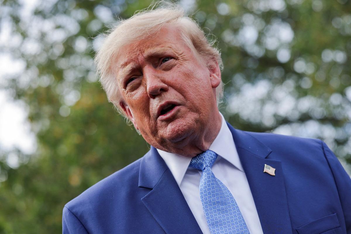 Trump teknoloji liderlerini topladı! “Neredeyse anayasa gibi” dediği belge imzalandı 2