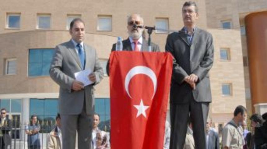 Vali G&uuml;ven&ccedil;'ten hacı adaylarına &ccedil;ağrı: Birliğimiz i&ccedil;in dua edin