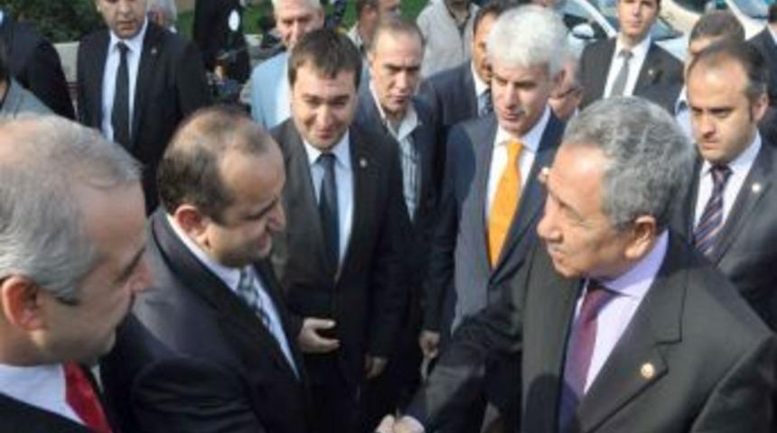 Arın&ccedil;: Keşke T&uuml;rkiye her alanda İneg&ouml;l gibi olsa