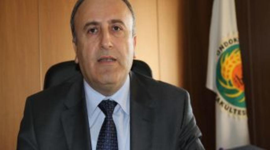 Ziraat Fak&uuml;ltesi&rsquo;nin yetiştirdiği k&uuml;&ccedil;&uuml;k baş hayvanlar kurbanlık oldu