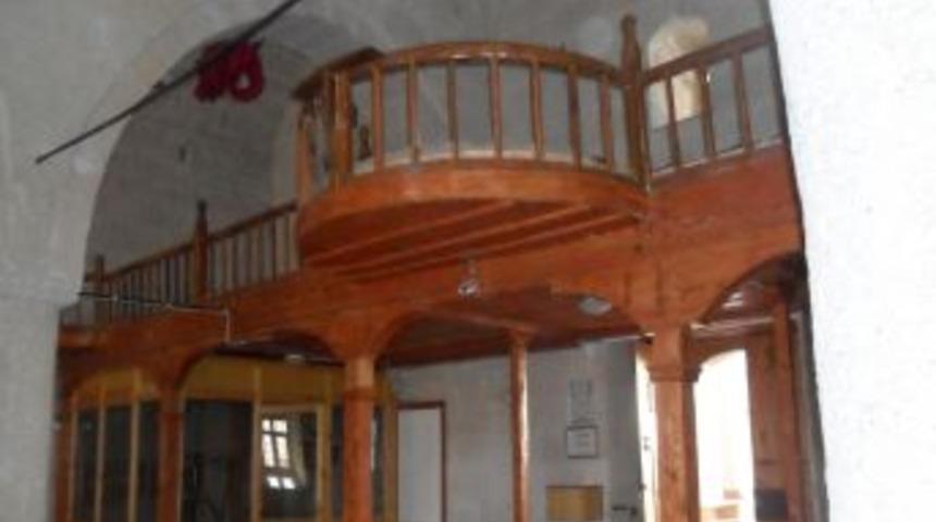 Tarihi camide, 175 yıldır sakal-ı şerif sergileniyor