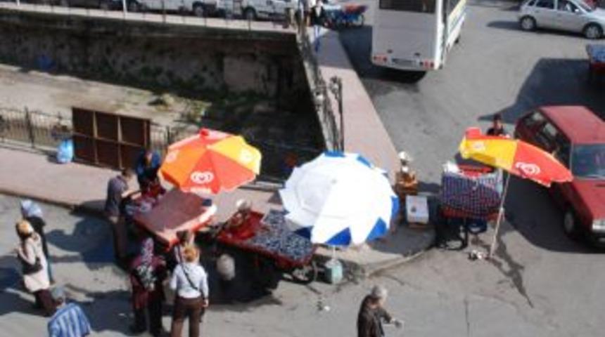 Balık sezonu ile tezg&acirc;hlar balıkla dolarken, bir&ccedil;ok kişi de iş imkanına kavuştu