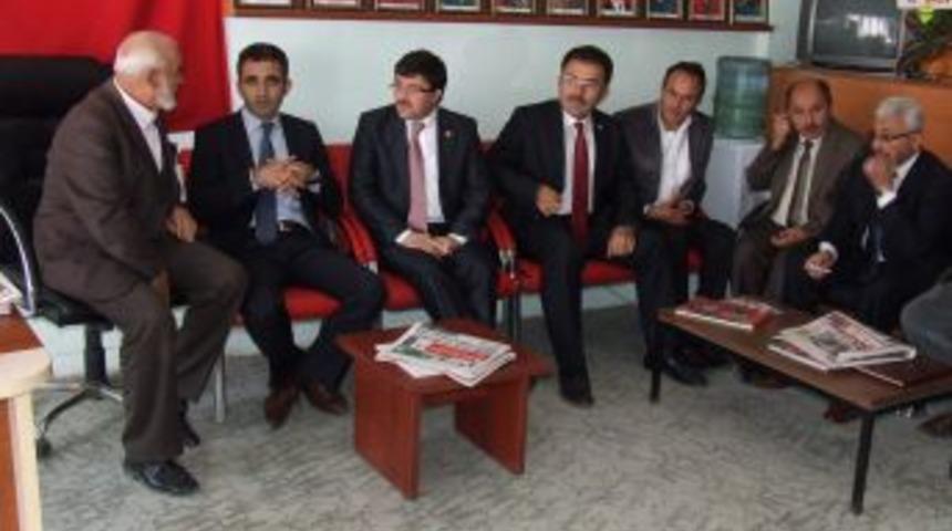 AK Partili vekillerden Şehit Aileleri Derneği'ne ziyaret