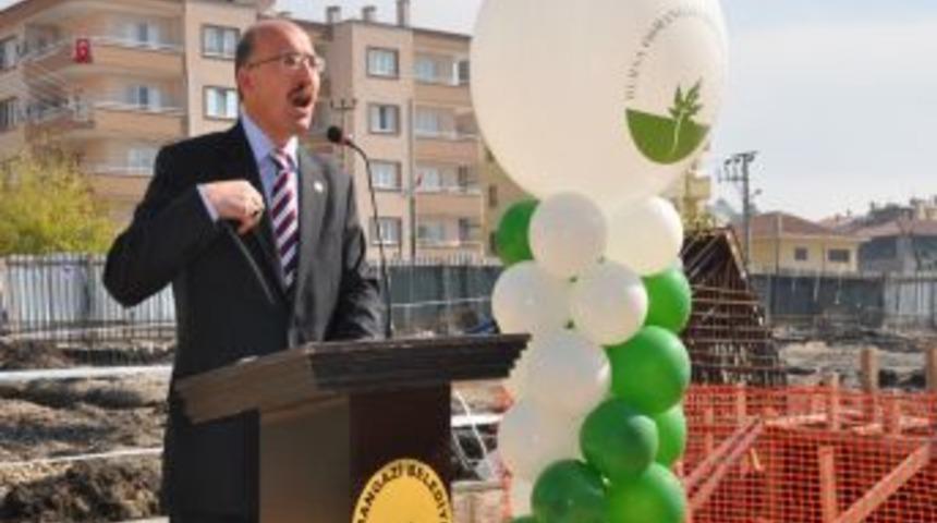 AK Parti'li &Ouml;zt&uuml;rk: Ter&ouml;r&uuml; mutlaka bitireceğiz