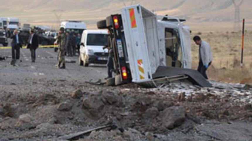 O ter&ouml;rist &ouml;ld&uuml;r&uuml;ld&uuml;