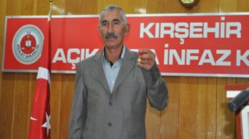 24 h&uuml;k&uuml;ml&uuml; ve 3 personel sigarayı bıraktı