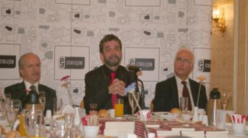 M&uuml;mtazer T&uuml;rk&ouml;ne: &ldquo;PKK i&ccedil; hesaplaşma yaşıyor, olan Mehmet&ccedil;iğe oluyor"