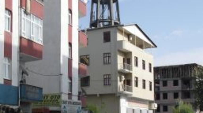 Iğdır'da sarsıntı vatandaşı sokağa d&ouml;kt&uuml;