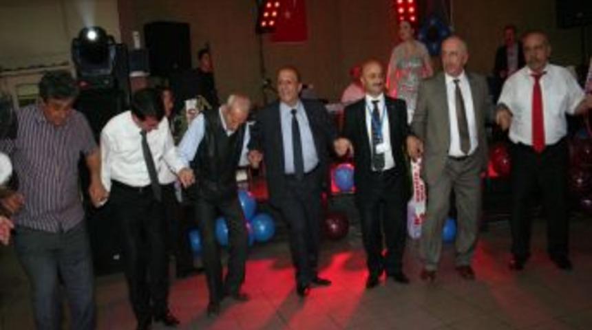 Zonguldak'ta yaşayan Trabzonlulardan Karadeniz gecesi