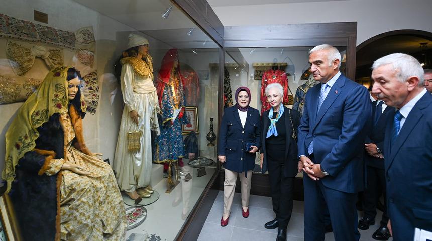 62 bin 701 eser, 5 farklı tema, tek &ccedil;atı! K&uuml;tahya Arkeoloji ve Maden M&uuml;zesi a&ccedil;ıldı