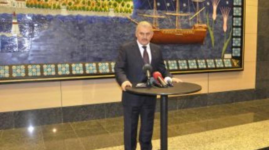 Bakan Yıldırım: Deprem mağdurları yardım i&ccedil;in 112 ve 155&rsquo;i arasın