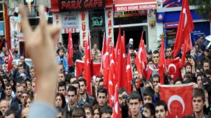 Samsunlu şehidin doğum g&uuml;n&uuml;n&uuml; 10 bin kişi kutladı