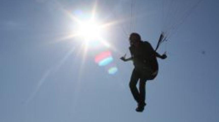 Yamaç paraşütü festivali yapıldı