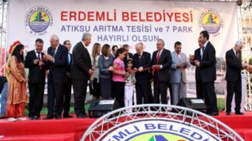 Bahçeli: Van’daki deprem ve şehit cenazeleri yüreğimizi yaktı