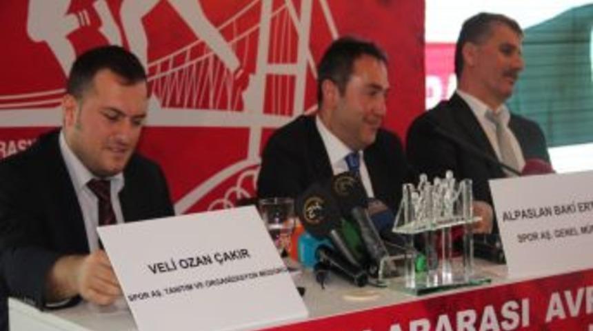 Avrasya Maratonu'nun yenilikleri basın toplantısıyla tanıtıldı