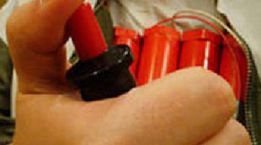 Antalya'da krakolda canlı bomba eylemi