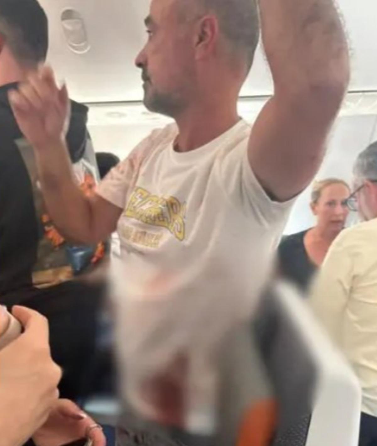 İsrai u&ccedil;ağında kaydedilmiş! Kanlar i&ccedil;indeki g&ouml;r&uuml;nt&uuml;s&uuml; ortaya &ccedil;ıktı: "Pilot d&uuml;ş&uuml;rmek mi istedi?" 1