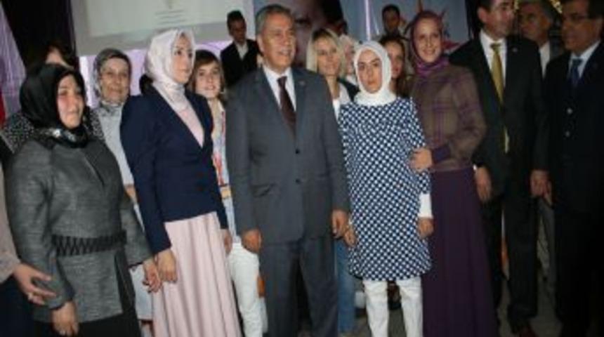 Arın&ccedil;: Yeni anayasayı y&uuml;zde 90&rsquo;ın temsil edildiği meclisimiz yapacak