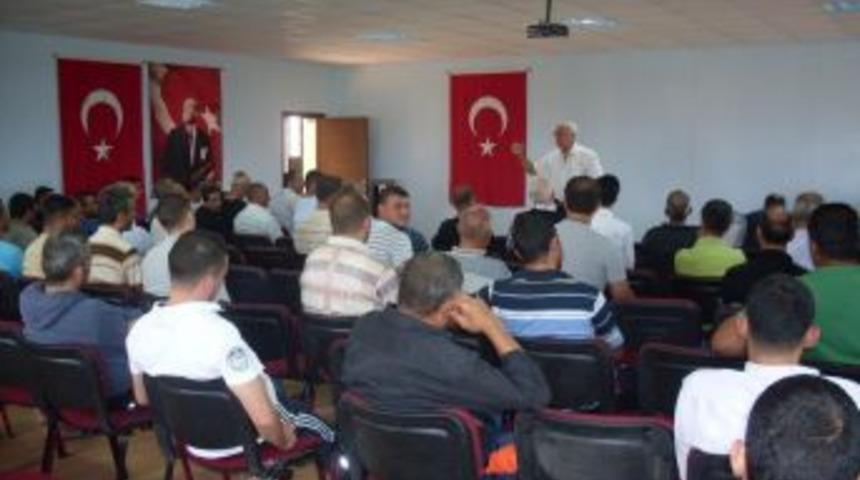 Mahkumlara 'İslam ışığında erdemli insan olabilme' semineri verildi