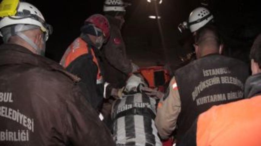 Yaralının yerini &ouml;zel kamera ile tespit ettiler