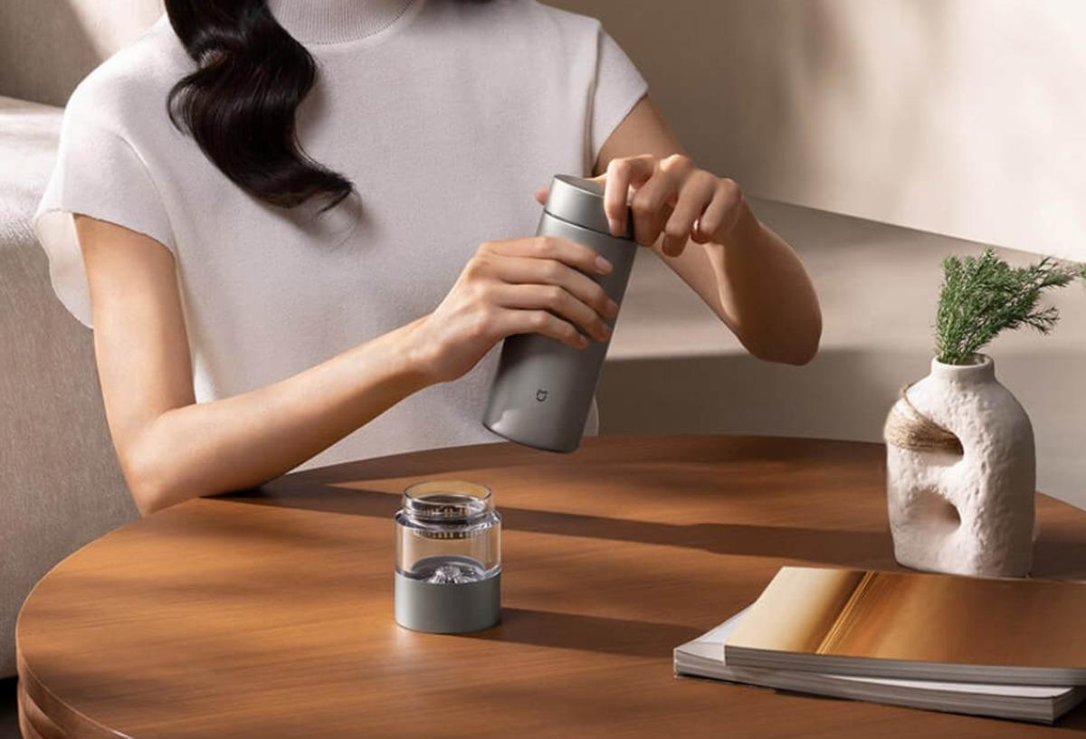 Xiaomi’den ters çevrilerek çay demleyen termos! İşte fiyatı 2