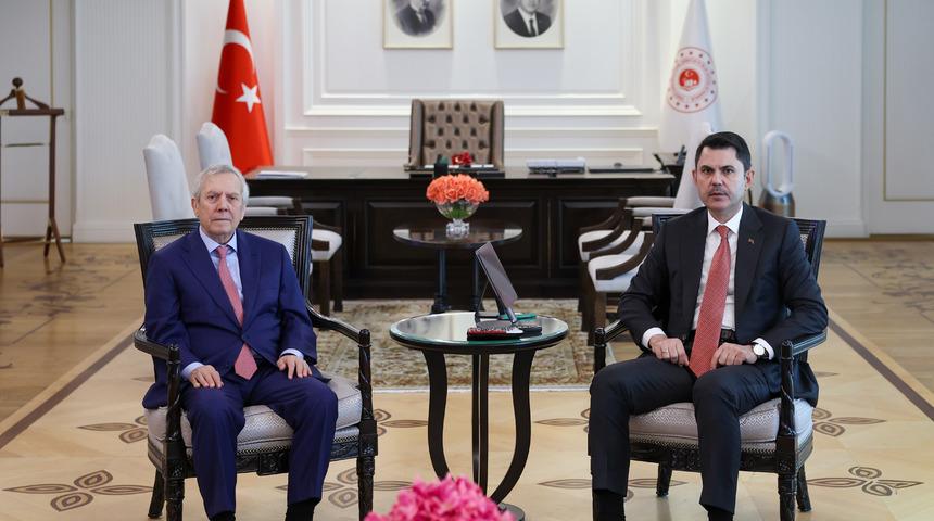 Fenerbah&ccedil;e Başkanı Aziz Yıldırım'dan Bakan Kurum'a &ouml;nemli ziyaret