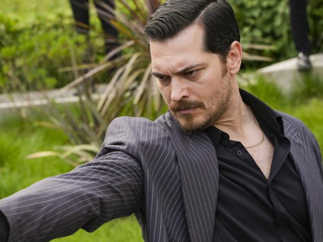 &Ccedil;ağatay Ulusoy d&ouml;n&uuml;yor! O platformda yayınlanacak