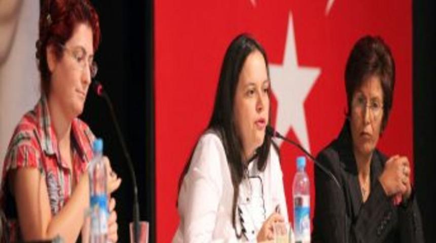 &Ouml;k: Siyasette kadın artık bende varım demeli