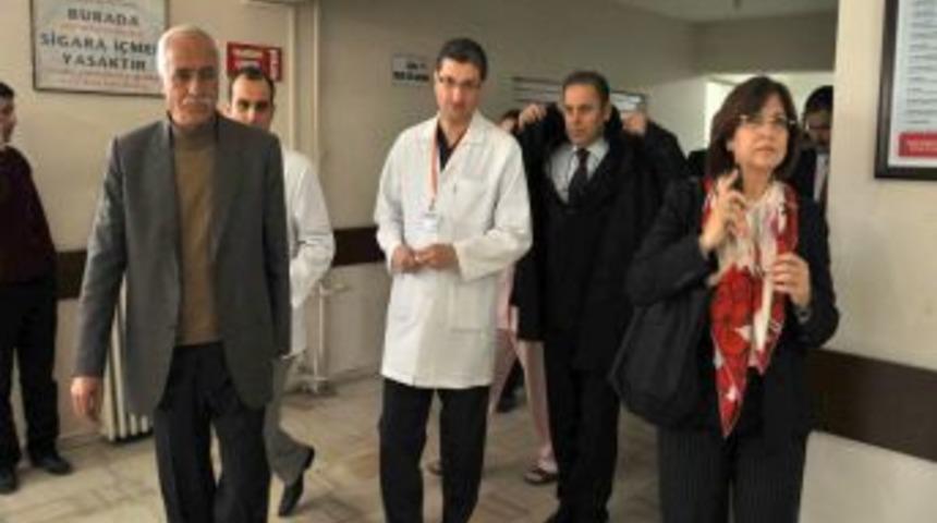 CHP heyetinden depremzedelere ziyaret