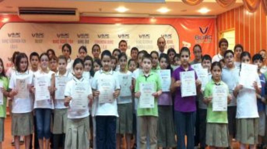 Bur&ccedil; &Ccedil;ukurova&rsquo;nın &ouml;ğrencileri ESOL sınavlarında b&uuml;y&uuml;k başarı g&ouml;sterdi