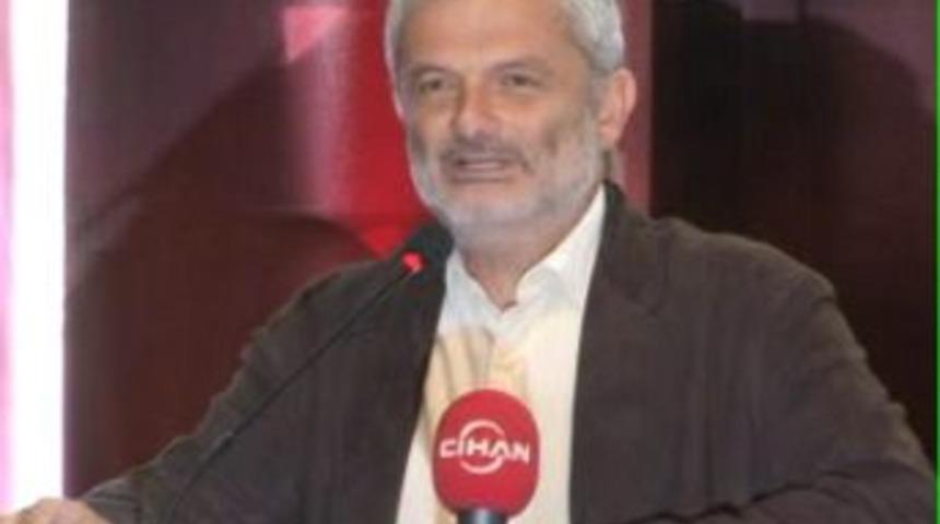 Gazeteciler medyadaki değişim s&uuml;recini masaya yatırdı