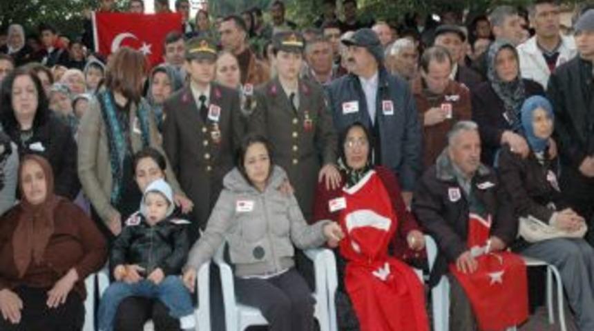 Kamanlı şehit Tekinaslan son yolculuğuna uğurlandı
