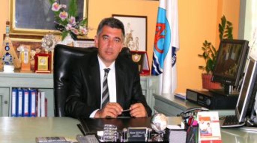 Altınoluk Belediyesi Van i&ccedil;in yardım seferberliği başlattı