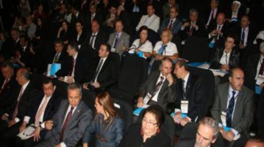 Yaşlanma ve Yaşlılık Kongresi her yıl 1 Ekim&rsquo;de Bursa&rsquo;da yapılacak