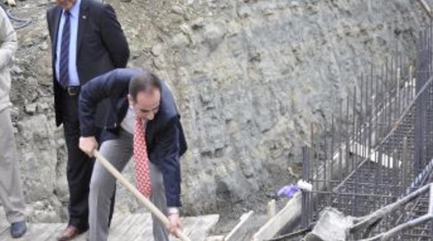 &Ccedil;ağlayancerit&rsquo;te &ouml;ğrenci yurdu temeli atıldı