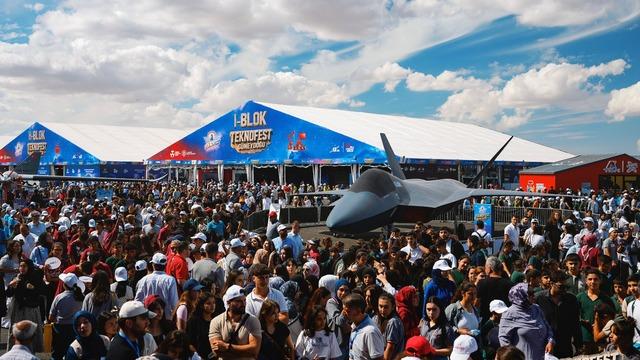 TEKNOFEST Güneydoğu Şanlıurfa'da başladı! Başkan Gülpınar: Tarihle teknoloji aynı sahnede buluşuyor