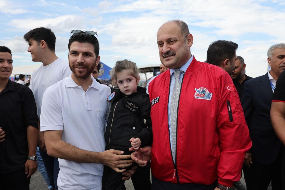 TEKNOFEST Güneydoğu Şanlıurfa da başladı! Başkan Gülpınar: "Tarihle teknoloji aynı sahnede buluşuyor" 4